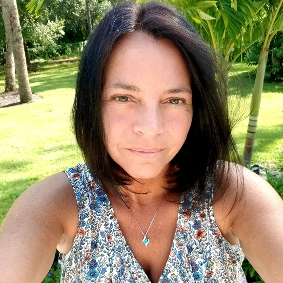 Meet your Posher, Posh - Picture 3 of 8